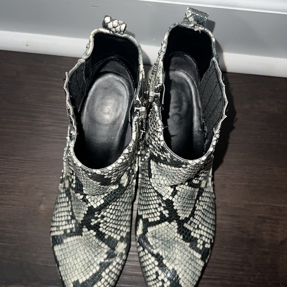 Sam Edelman Booties - Picture 5 of 7